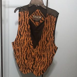 Vintage Agapo Collection Genuine Leather Ladies Animal Print Vest.